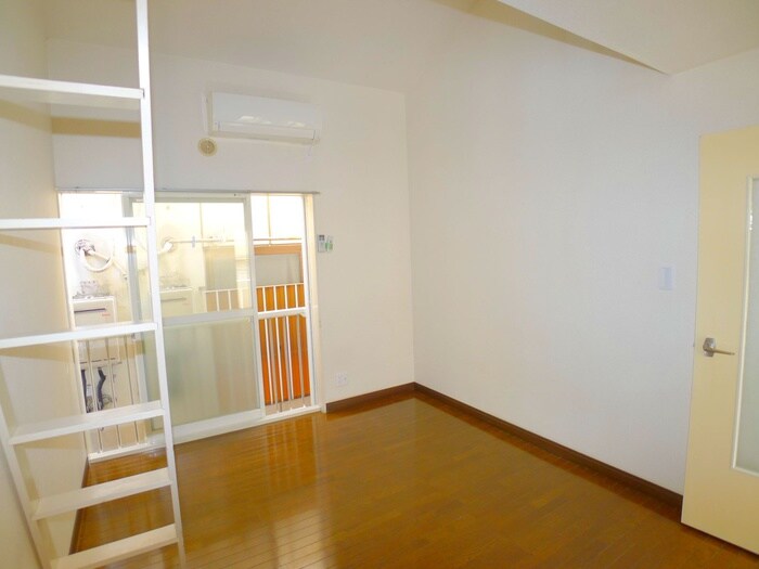 物件内観写真7　(居室)