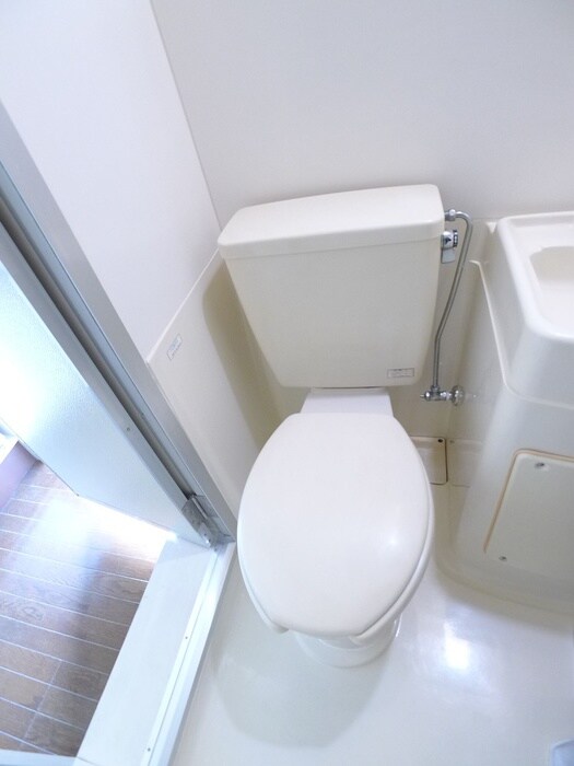 物件内観写真11　(トイレ)