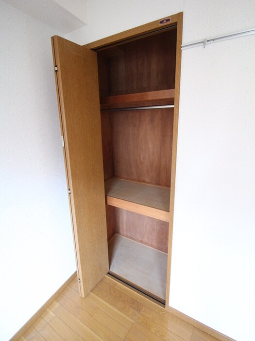 物件内観写真9　(収納)