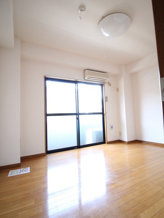 物件内観写真18　(居室)