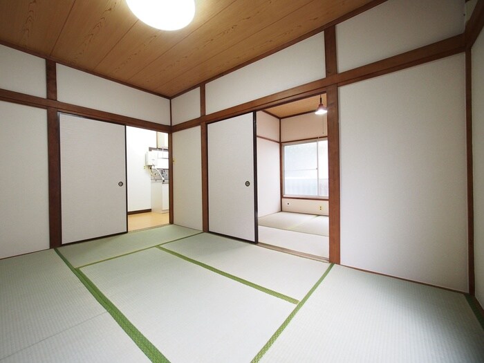 物件内観写真8　(居室)