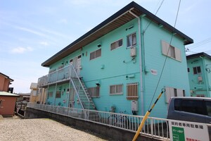 平成ハイツ１号棟外観写真