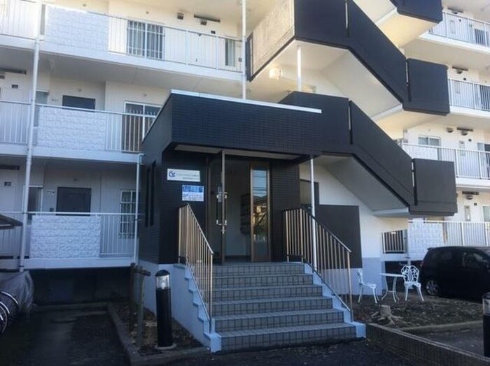 物件外観写真6　(駐輪場)