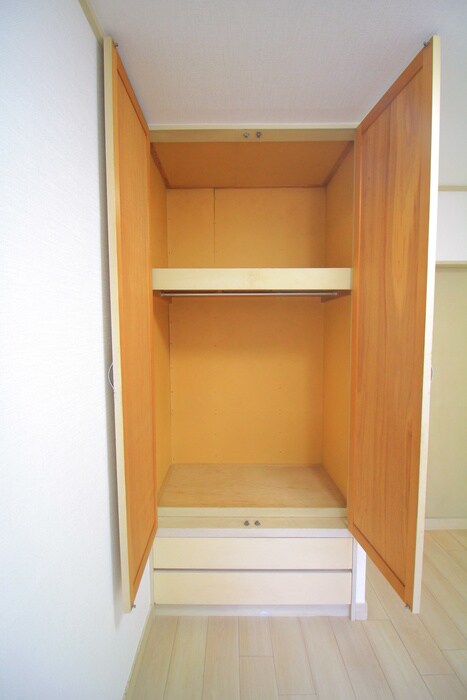 物件内観写真11　(収納)