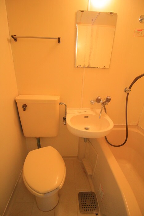 物件内観写真15　(トイレ)