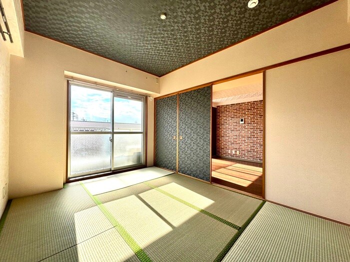 物件内観写真10　(居室)