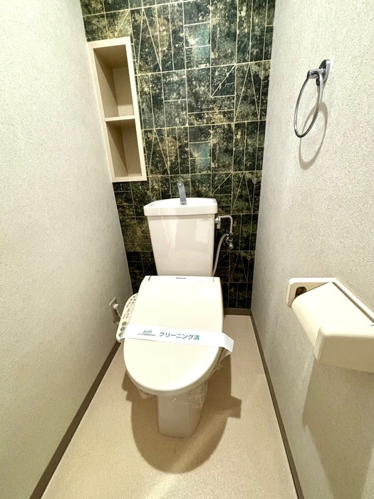 物件内観写真14　(トイレ)