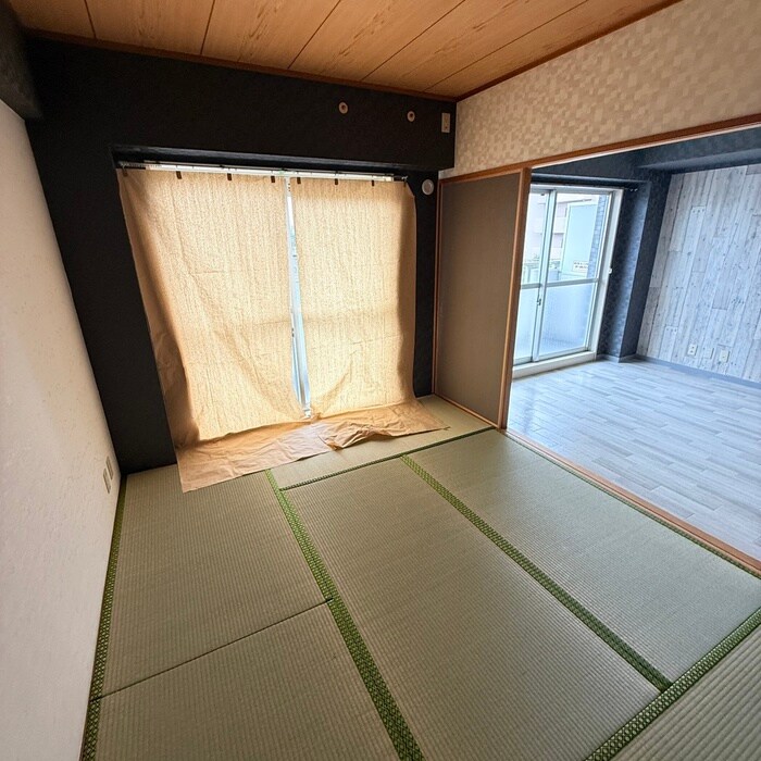 物件内観写真18　(居室)