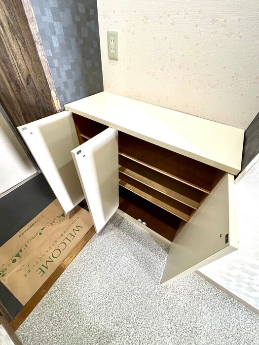 物件内観写真19　(靴箱)