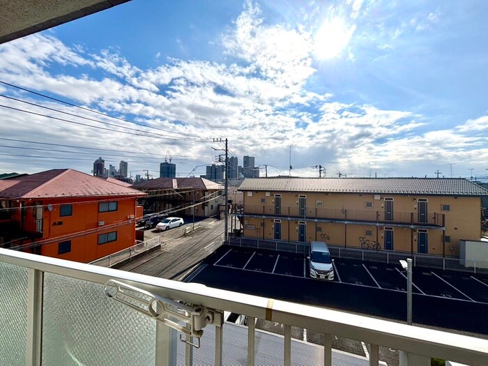 物件内観写真22　(室内からの展望)