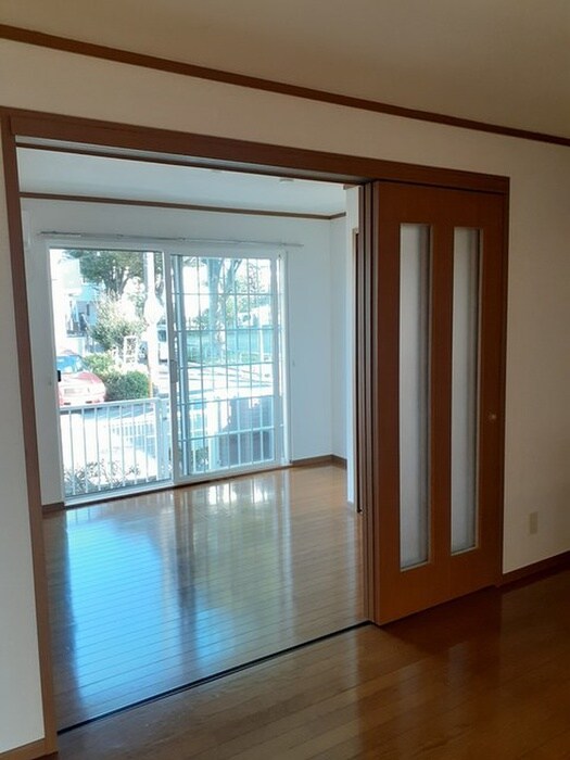 物件内観写真6　(居室)