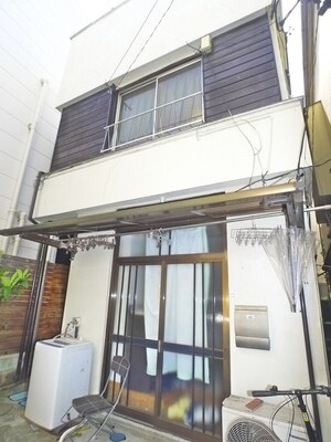 ファーストハイツ東日暮里外観写真