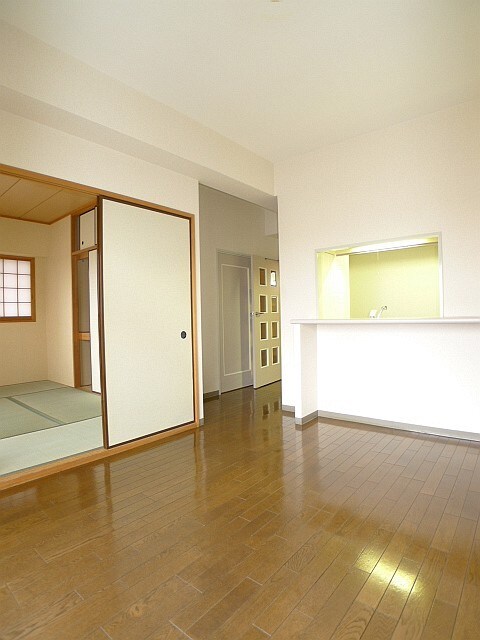 物件内観写真7　(収納)