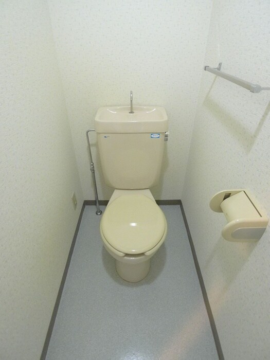 物件内観写真14　(トイレ)