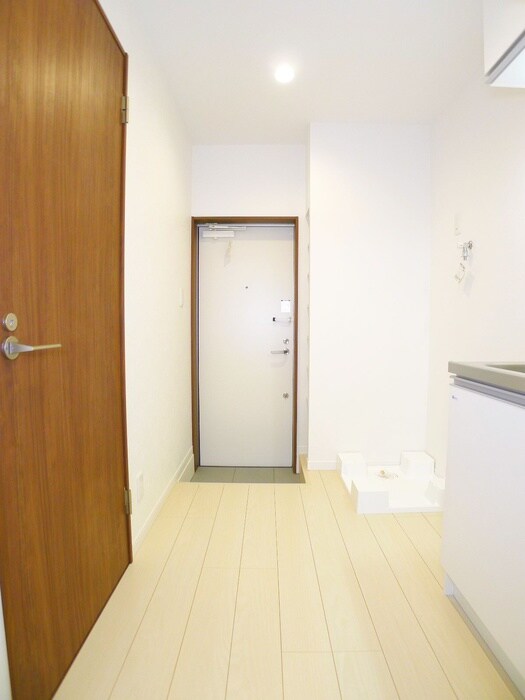 物件内観写真19　(廊下)
