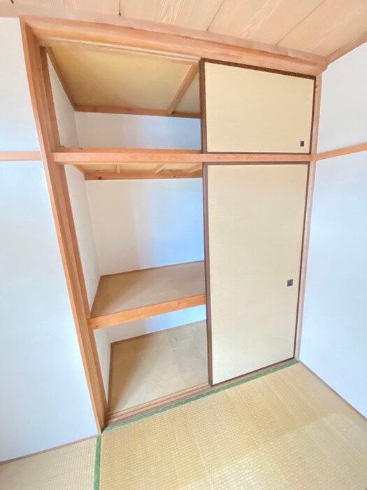物件内観写真21　(収納)