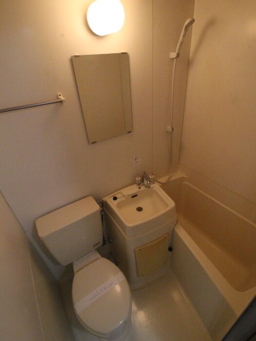 物件内観写真13　(バス／シャワールーム等)