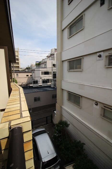 物件内観写真15　(室内からの展望)