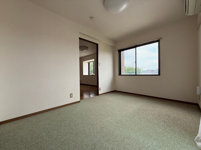 物件内観写真10　(居室)