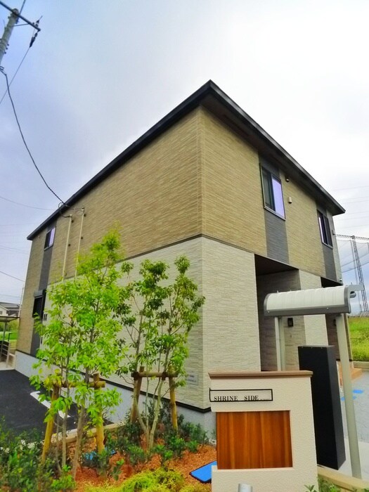 物件外観写真1　(外観写真)