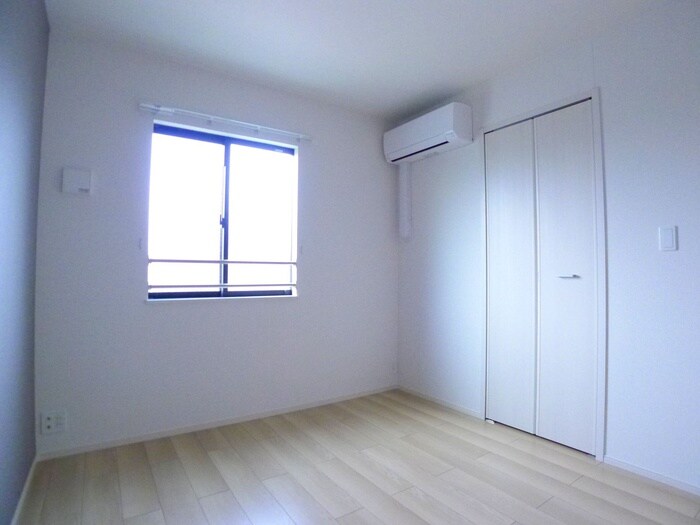 物件内観写真9　(居室)