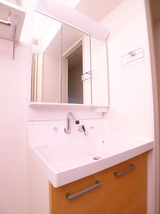 物件内観写真13　(洗面)