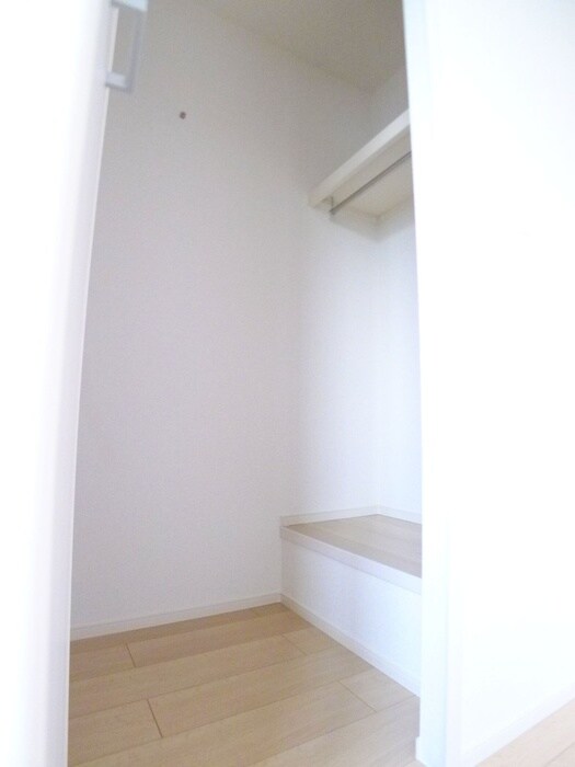 物件内観写真17　(収納)