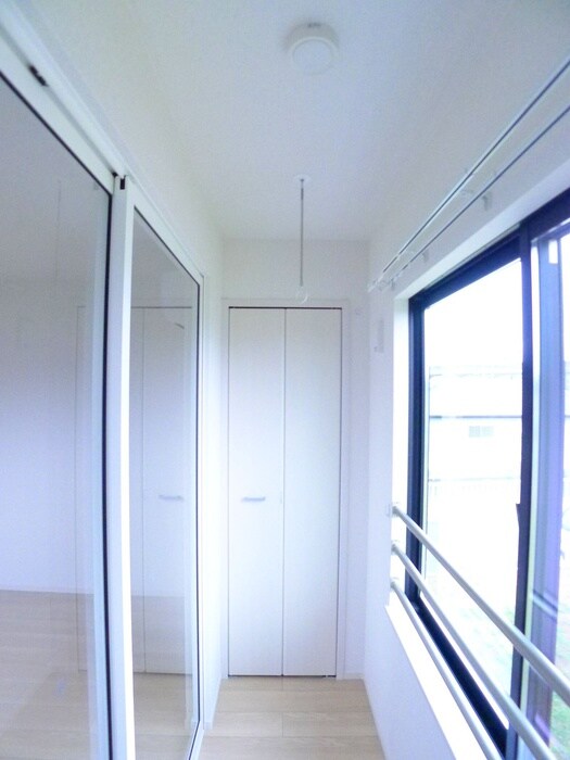 物件内観写真21　(室内からの展望)