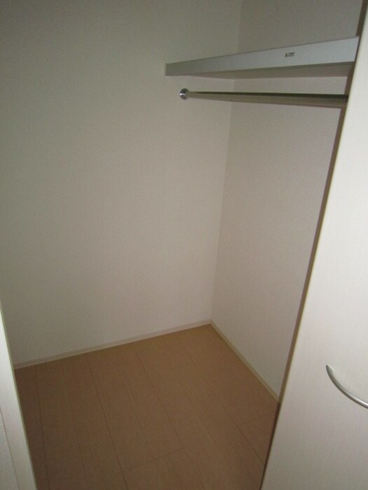 物件内観写真14　(収納)