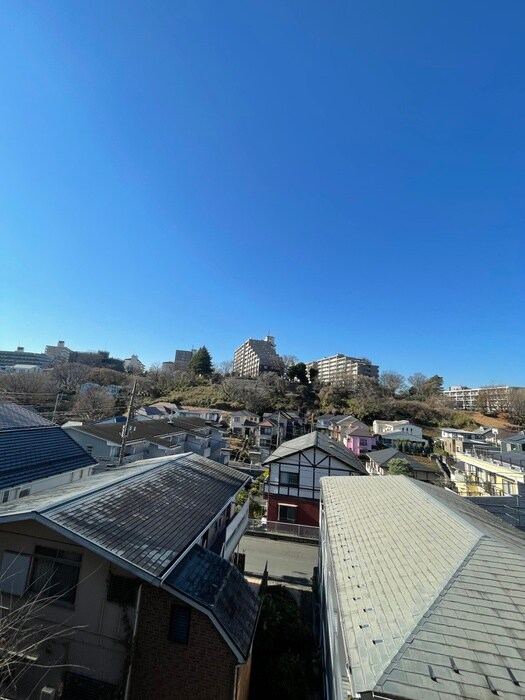 物件内観写真16　(室内からの展望)