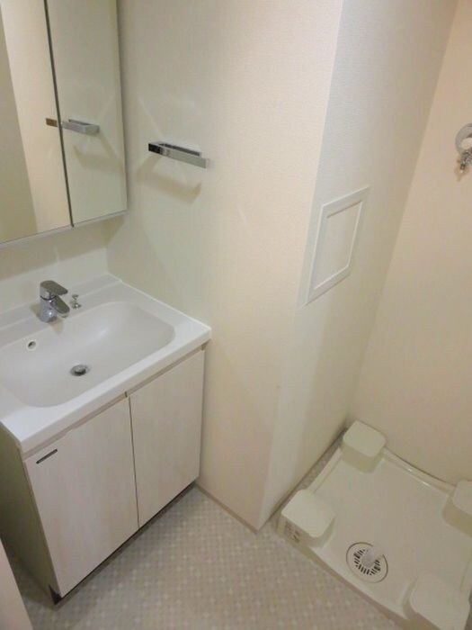 物件内観写真11　(洗面)