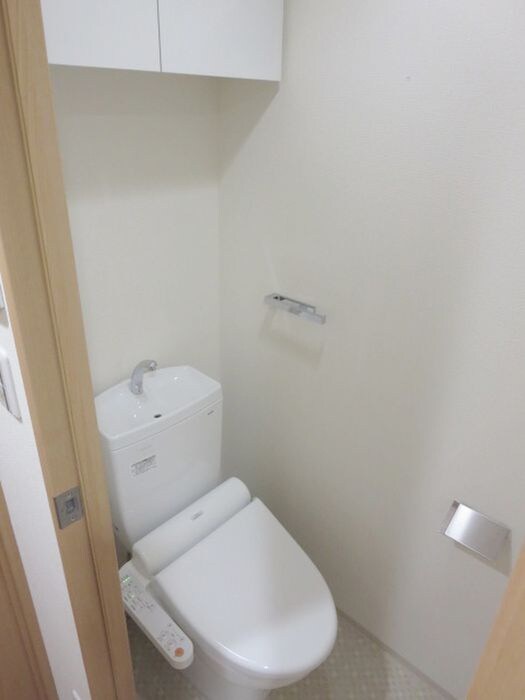 物件内観写真13　(トイレ)