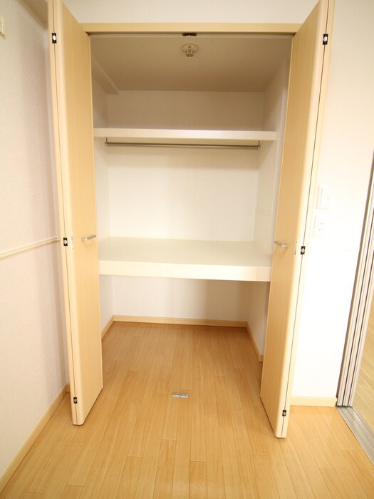 物件内観写真14　(収納)