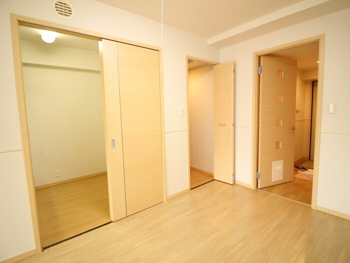 物件内観写真15　(居室)