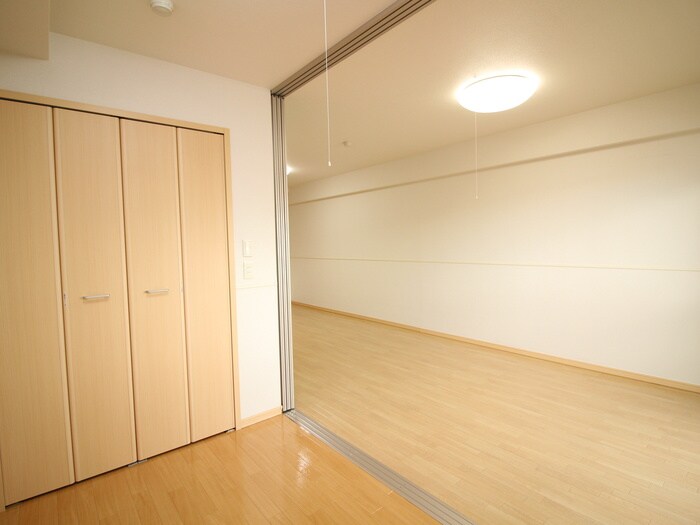 物件内観写真22　(居室)