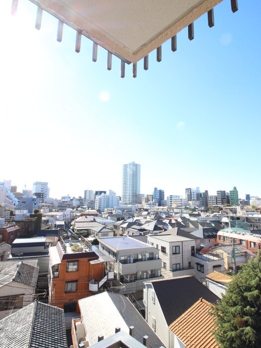 物件内観写真20　(室内からの展望)