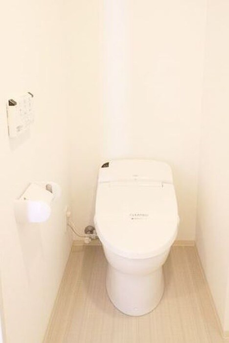 物件内観写真11　(トイレ)