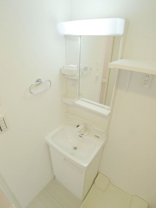 物件内観写真13　(洗面)