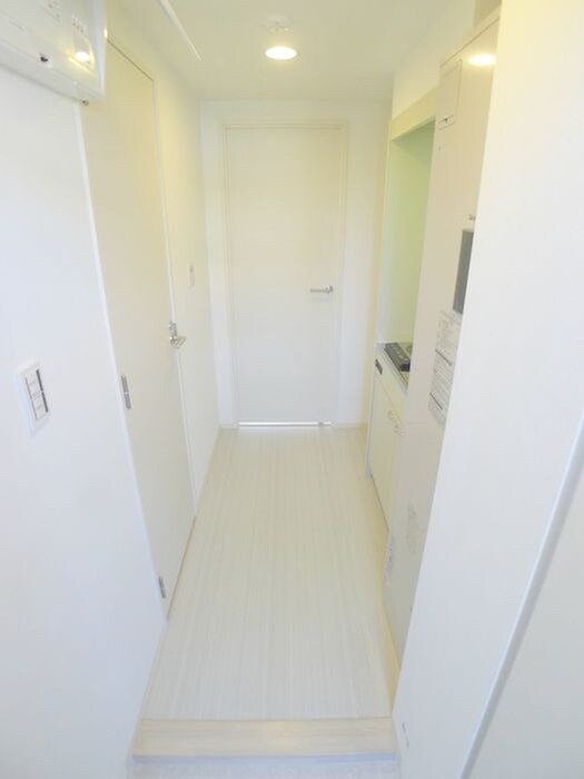 物件内観写真17　(玄関)