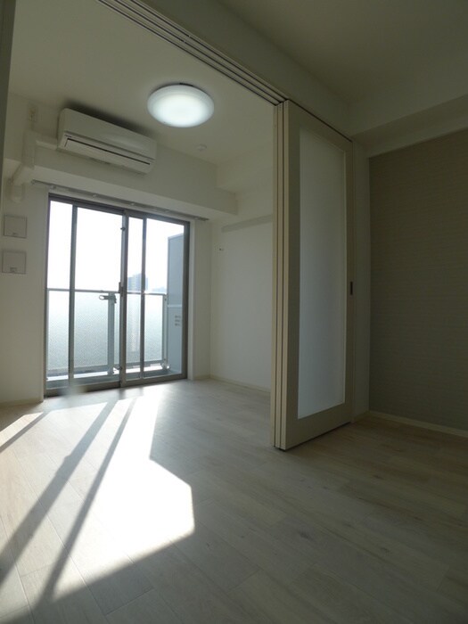 物件内観写真17　(室内からの展望)