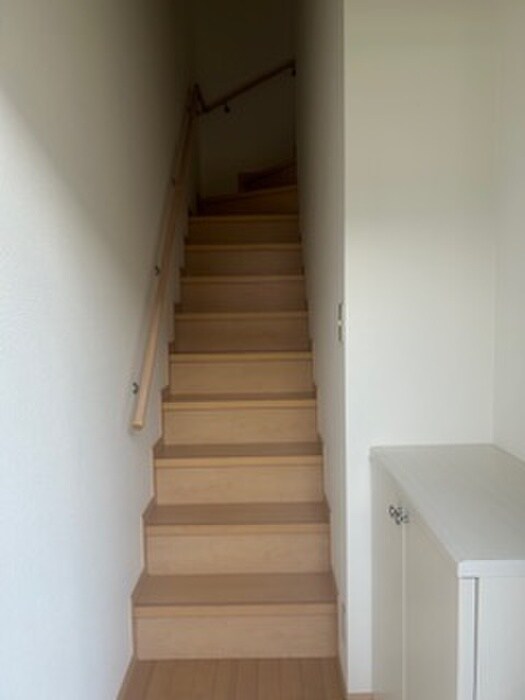 物件内観写真13　(廊下)