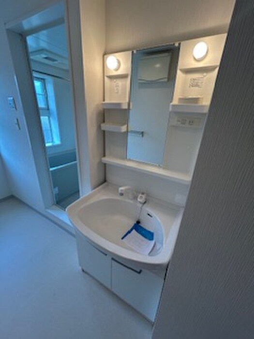 物件内観写真15　(洗面)