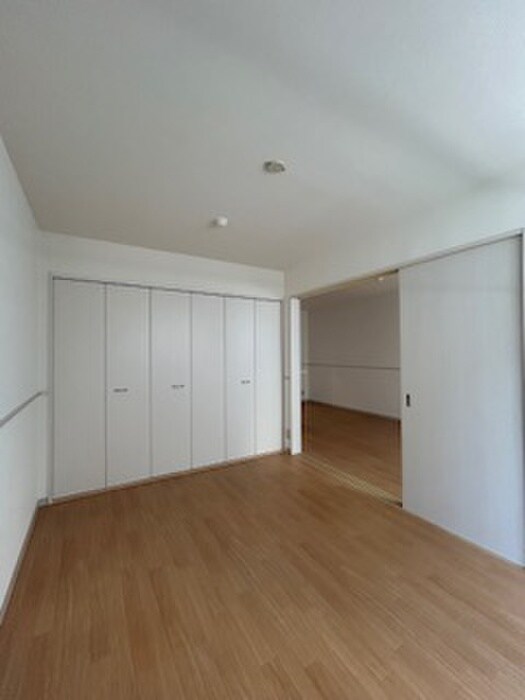 物件内観写真21　(居室)