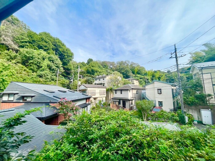 物件内観写真22　(室内からの展望)