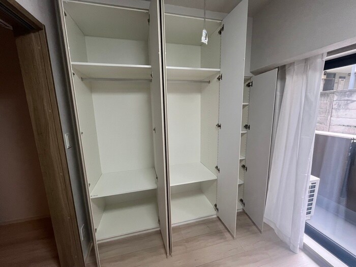 物件内観写真11　(収納)
