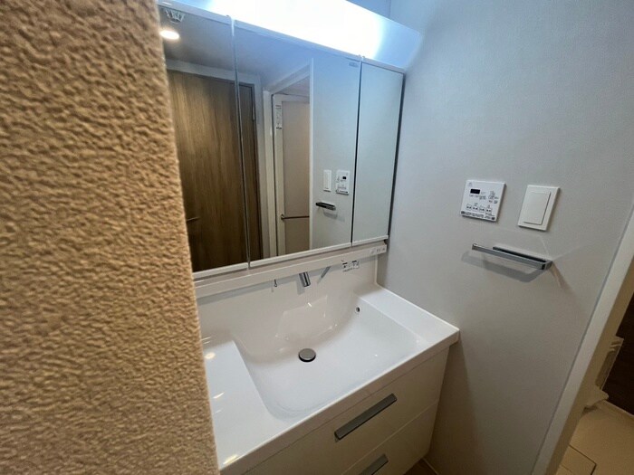 物件内観写真14　(洗面)