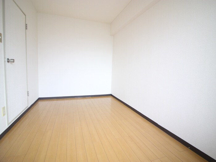 物件内観写真16　(居室)