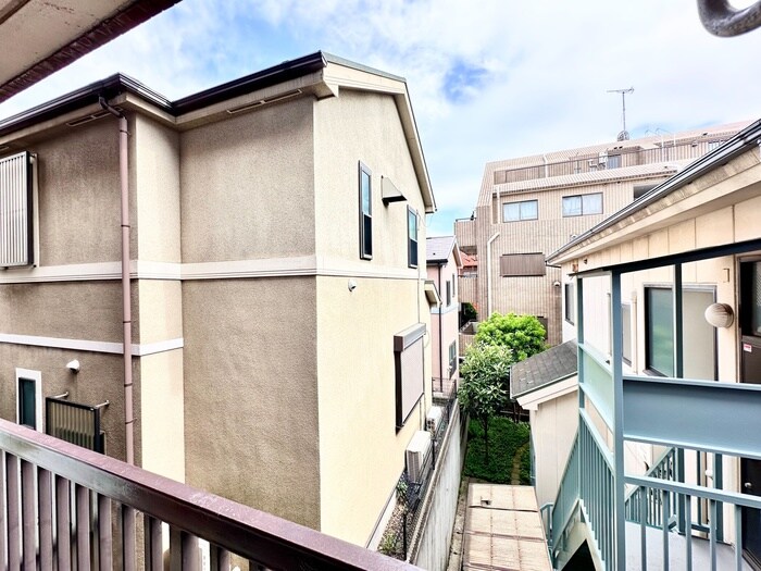 物件内観写真22　(室内からの展望)