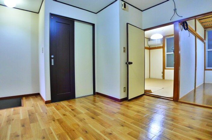 物件内観写真9　(居室)