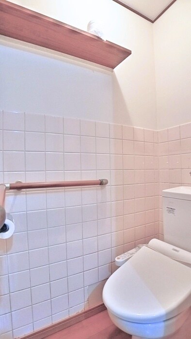 物件内観写真16　(トイレ)